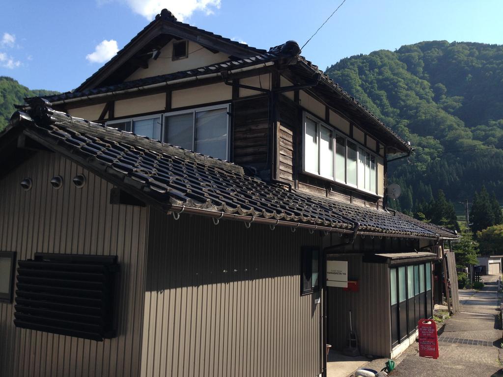 Guest House Yamashita-Ya Nanto Экстерьер фото