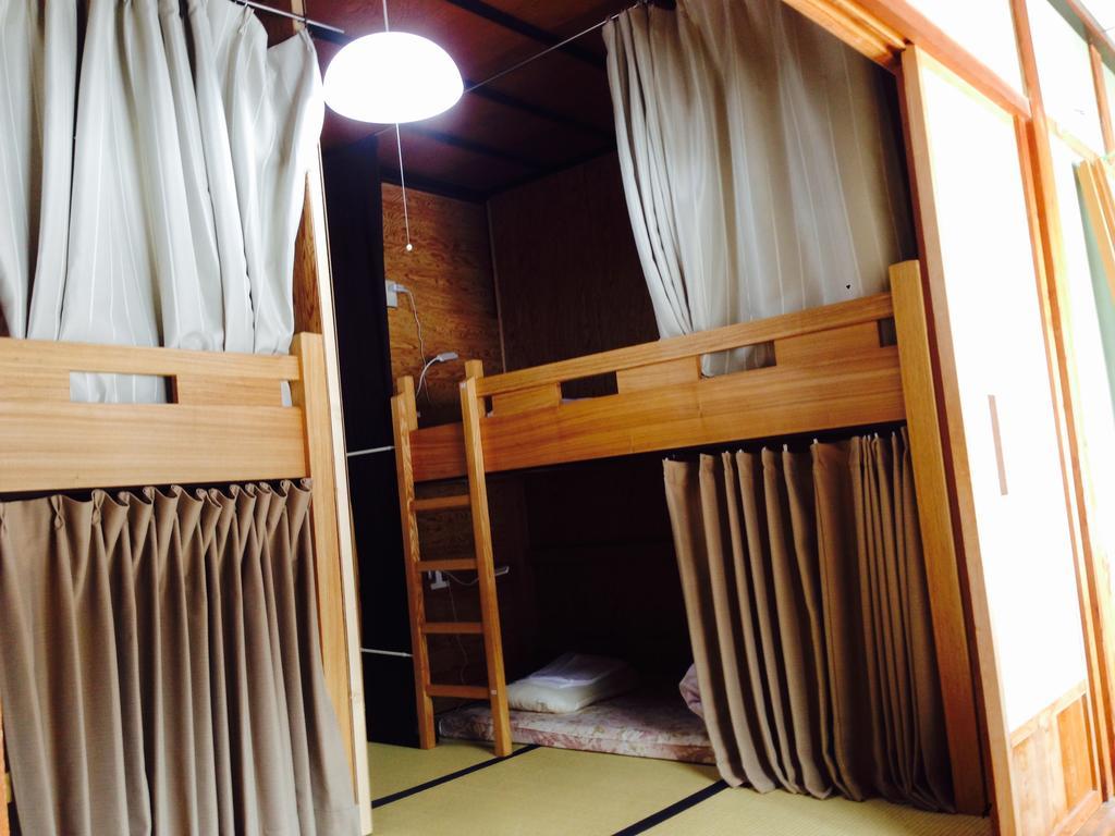 Guest House Yamashita-Ya Nanto Экстерьер фото